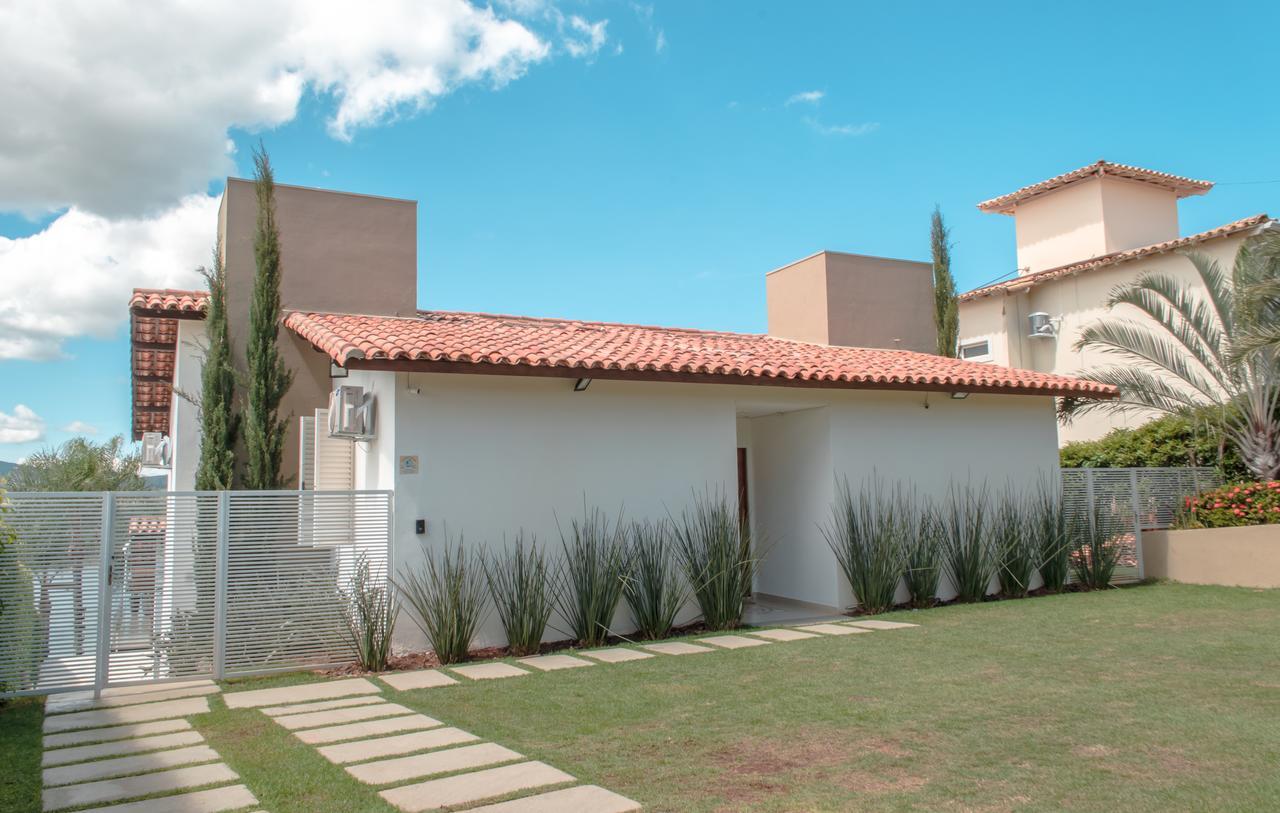 Pousada Suites Do Lago Capitolio Exterior photo